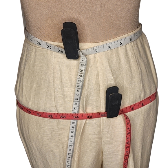 Dana Buchman. Vintage, Cream Silk & Linen Blend pants. Size: 4 - Picture 8 of 11